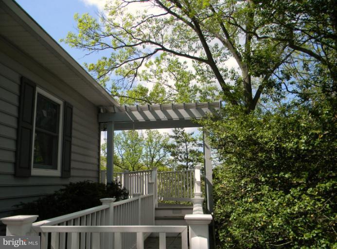 300 Old County Road Severna Park, MD 21146 - Photo 26 of 30 Exterior (Rear)