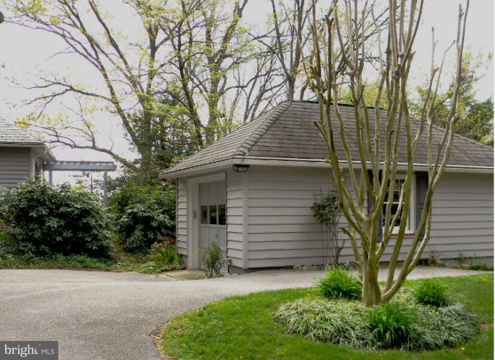 300 Old County Road Severna Park, MD 21146 - Photo 27 of 30 Convenient Garage