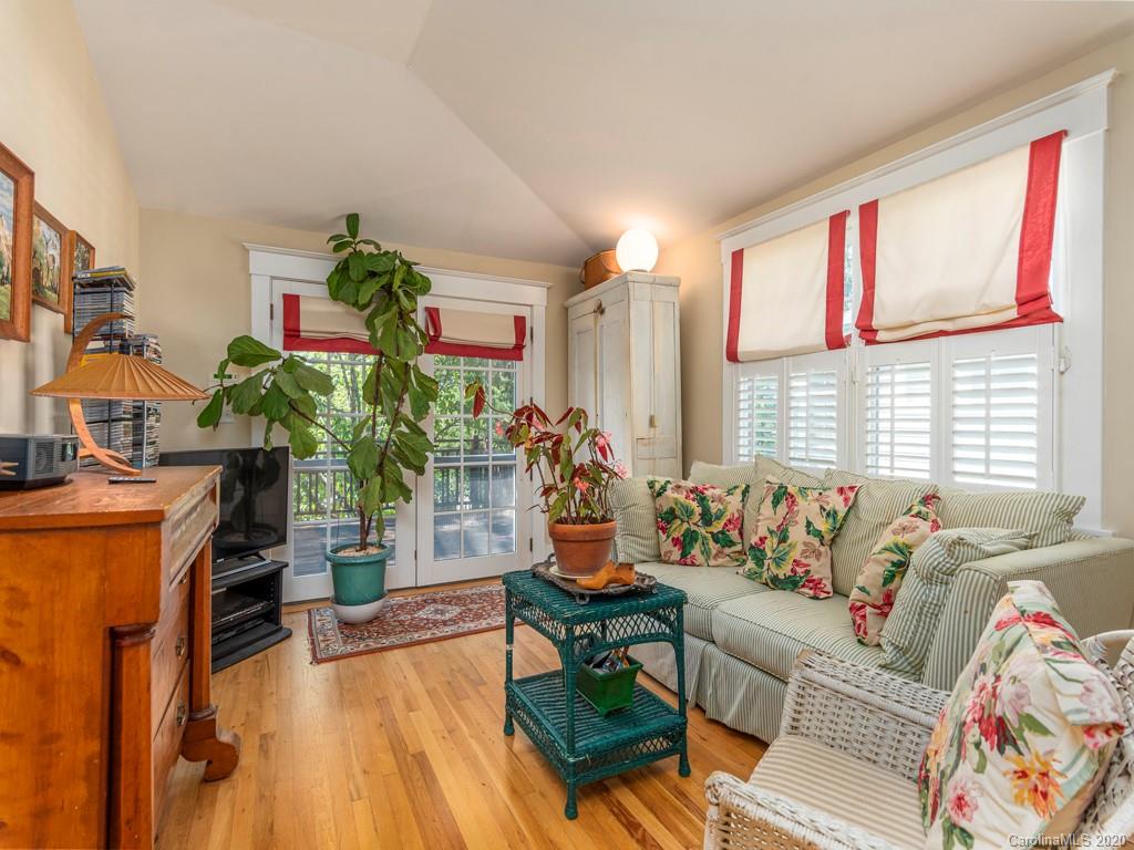 10 Albemarle Road Asheville, NC 28801 - Photo 8 of 24 Gallery Image 8