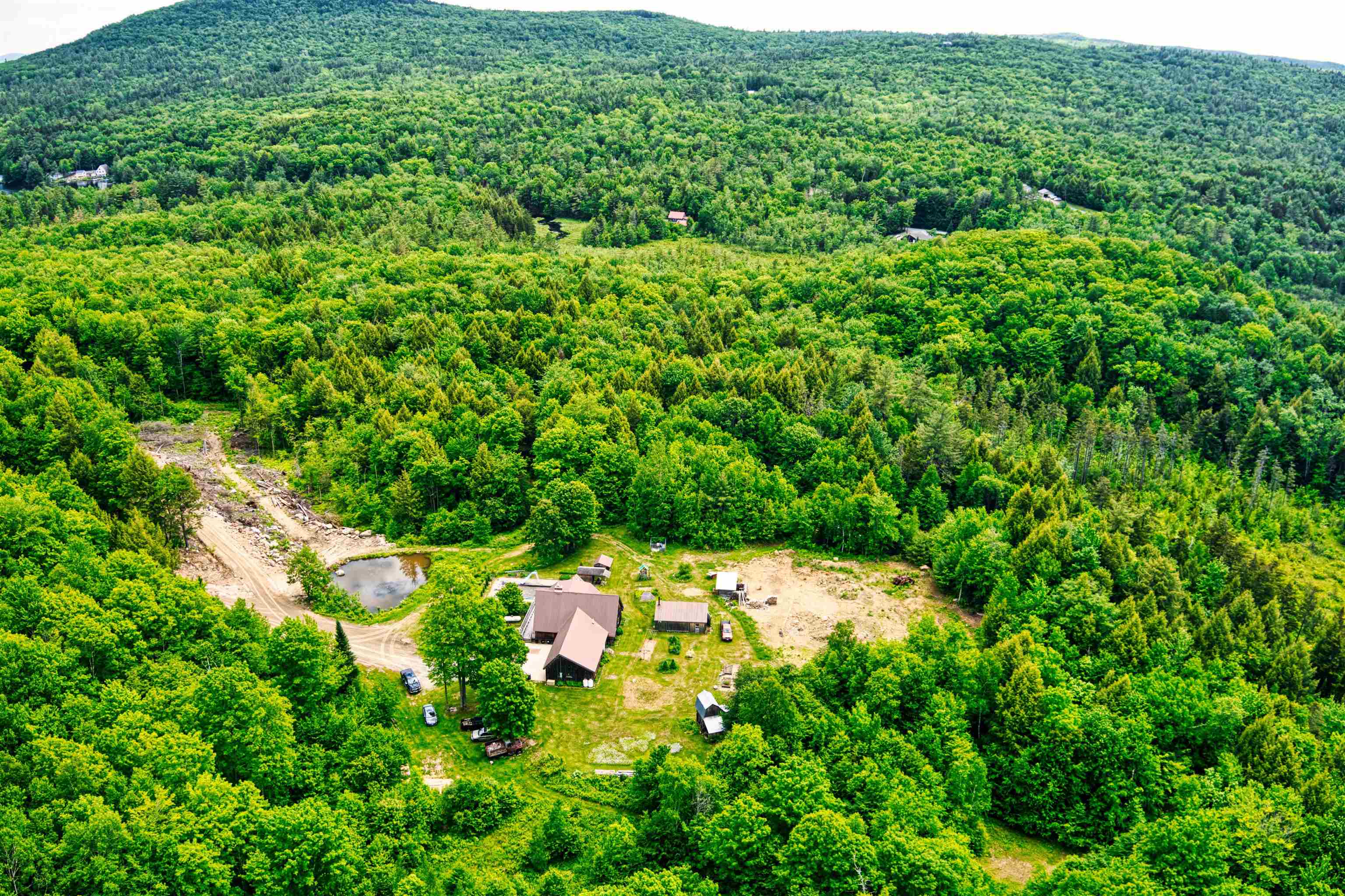 212 North Shore Road Newport, NH 03773 - Photo 32 of 35