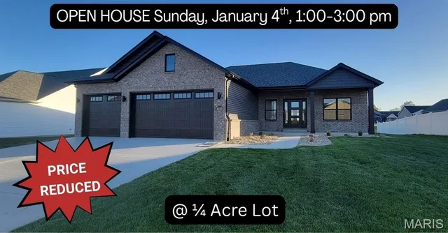 $494,000 | 8450 Herrick Park Drive, Troy, IL 62294