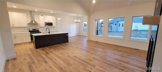 $494,000 | 8450 Herrick Park Drive, Troy, IL 62294