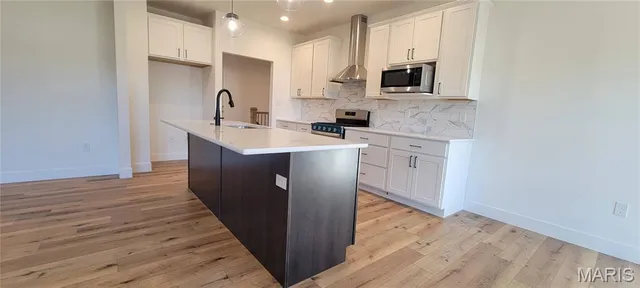 $494,000 | 8450 Herrick Park Drive, Troy, IL 62294