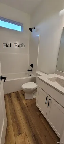 $494,000 | 8450 Herrick Park Drive, Troy, IL 62294