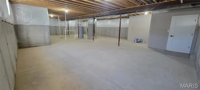 $504,000 | 8450 Herrick Park Drive, Troy, IL 62294