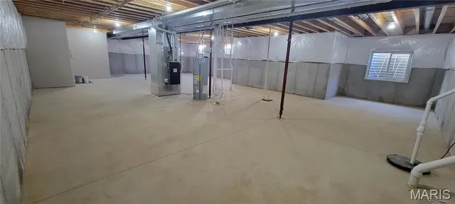 $504,000 | 8450 Herrick Park Drive, Troy, IL 62294