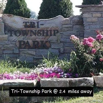 $494,000 | 8450 Herrick Park Drive, Troy, IL 62294