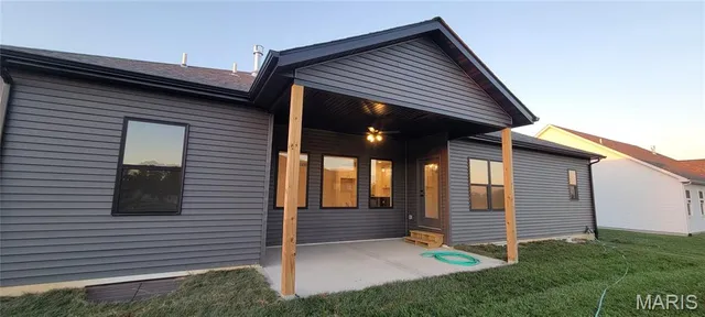 $504,000 | 8450 Herrick Park Drive, Troy, IL 62294