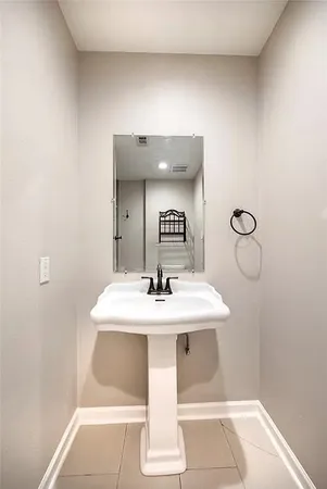 $2,100 | 7019 Bent Branch Drive, Houston, TX 77088