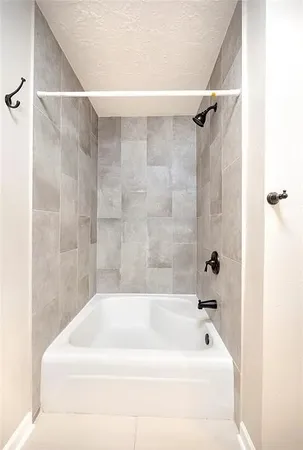 $2,100 | 7019 Bent Branch Drive, Houston, TX 77088