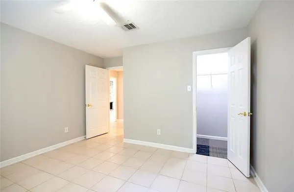 $2,100 | 7019 Bent Branch Drive, Houston, TX 77088