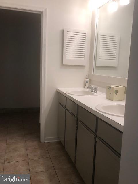 385 Pleasanton Road, Unit B13 Westminster, MD 21157 - Photo 8 of 23 Gallery Image 8