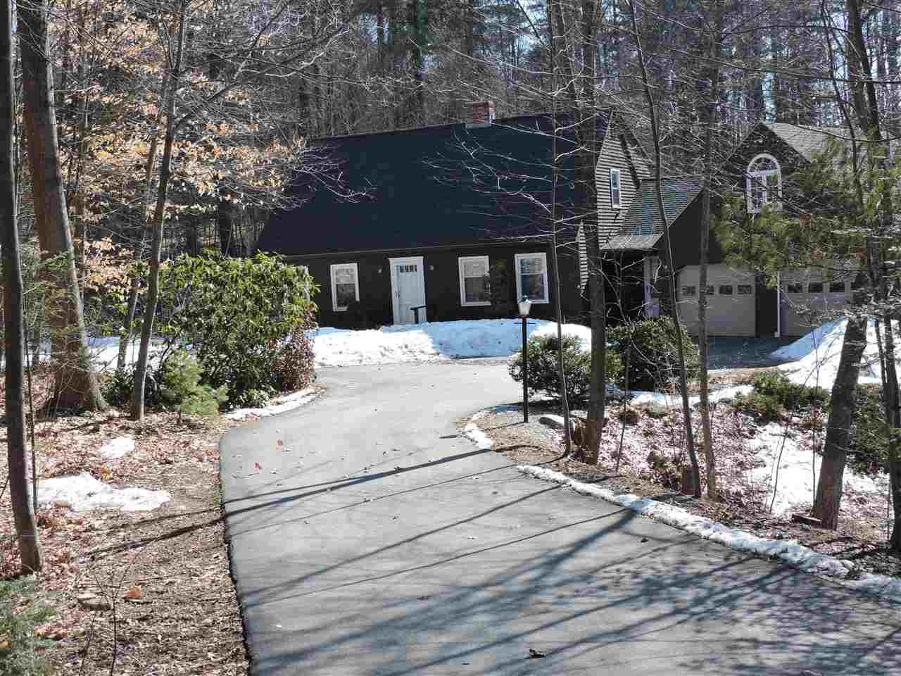 133 Carter Hill Road Concord, NH 03303 - Photo 1 of 22
