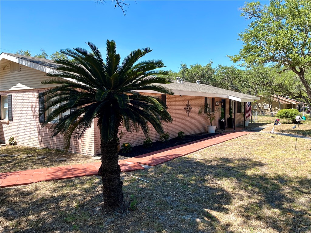 2551 Henrietta Place Ingleside, TX 78362 - Photo 2 of 40