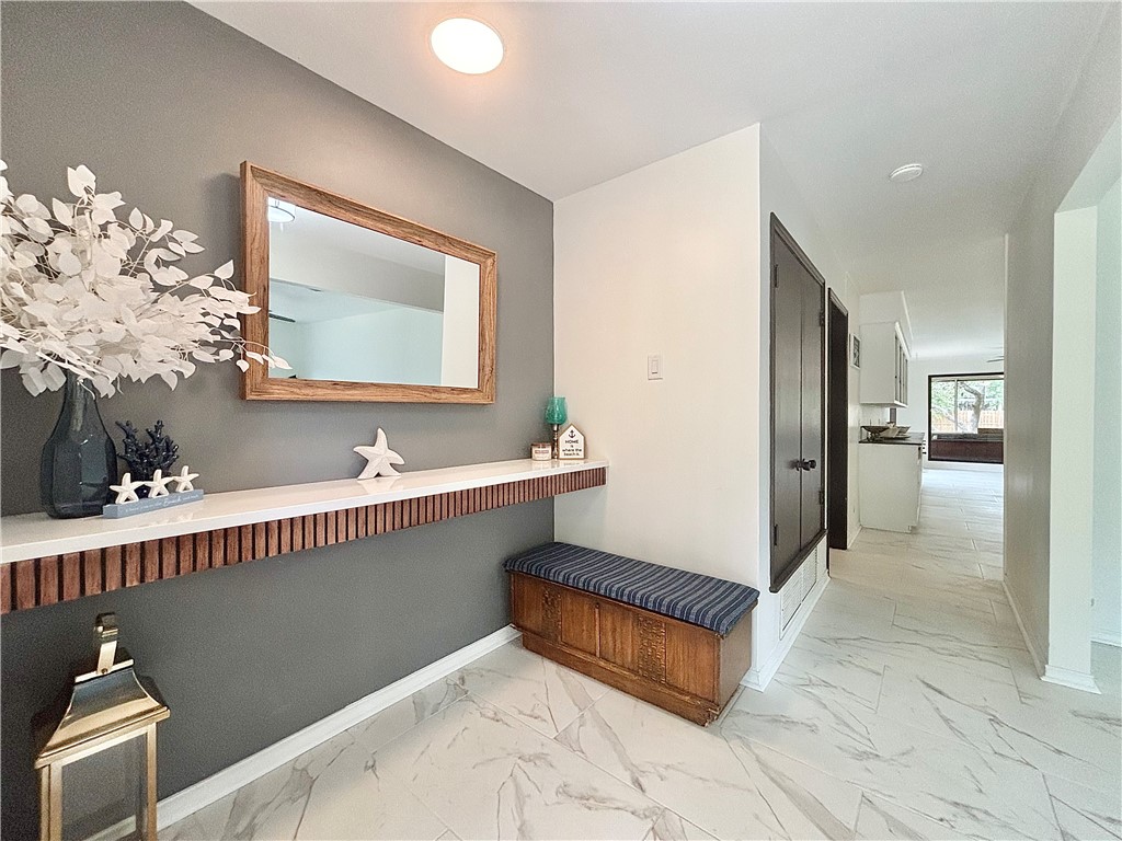 2551 Henrietta Place Ingleside, TX 78362 - Photo 8 of 40 Foyer