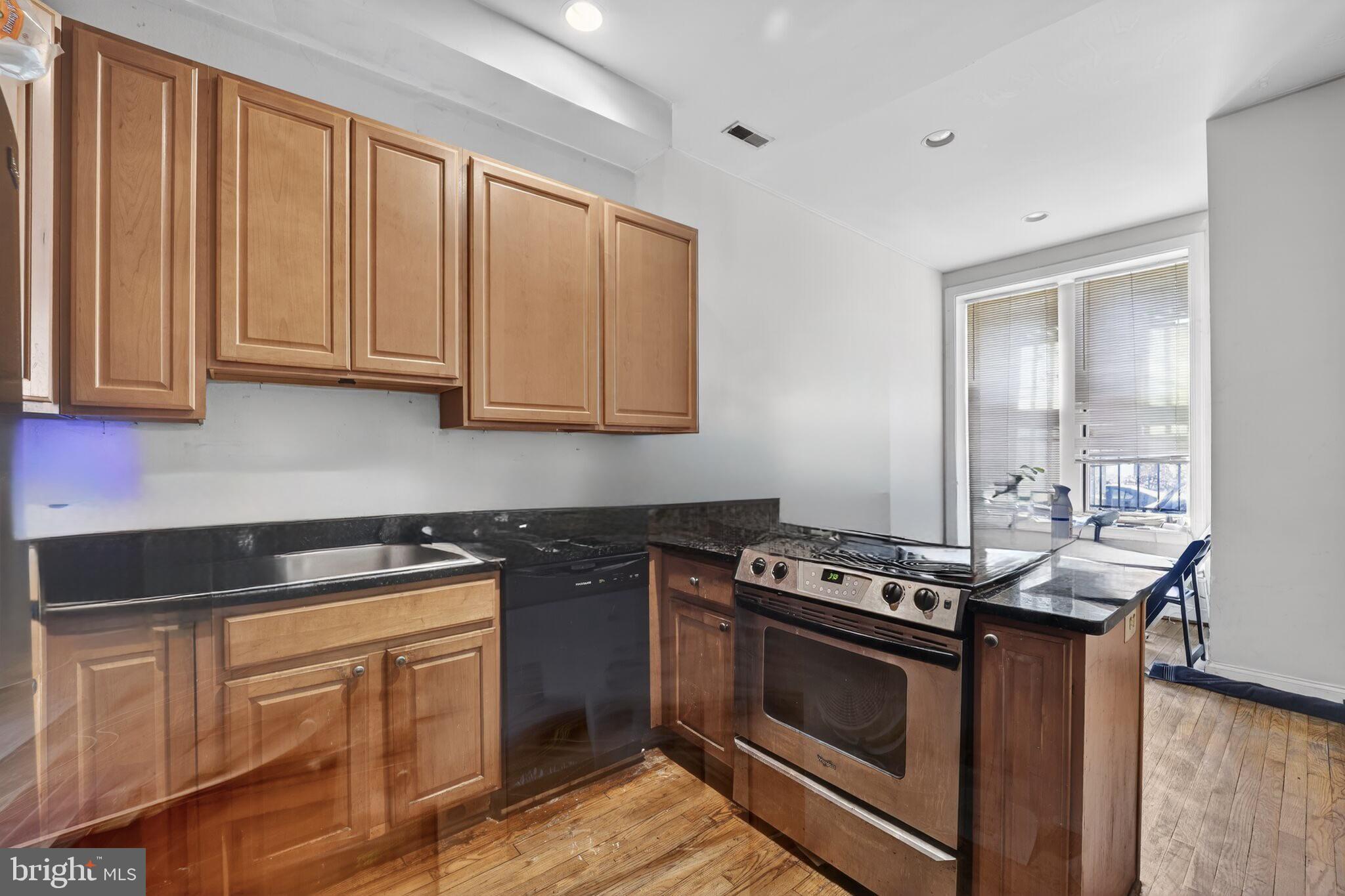 1911 8th Street Northwest Washington, DC 20001 - Photo 5 of 19 kitchen