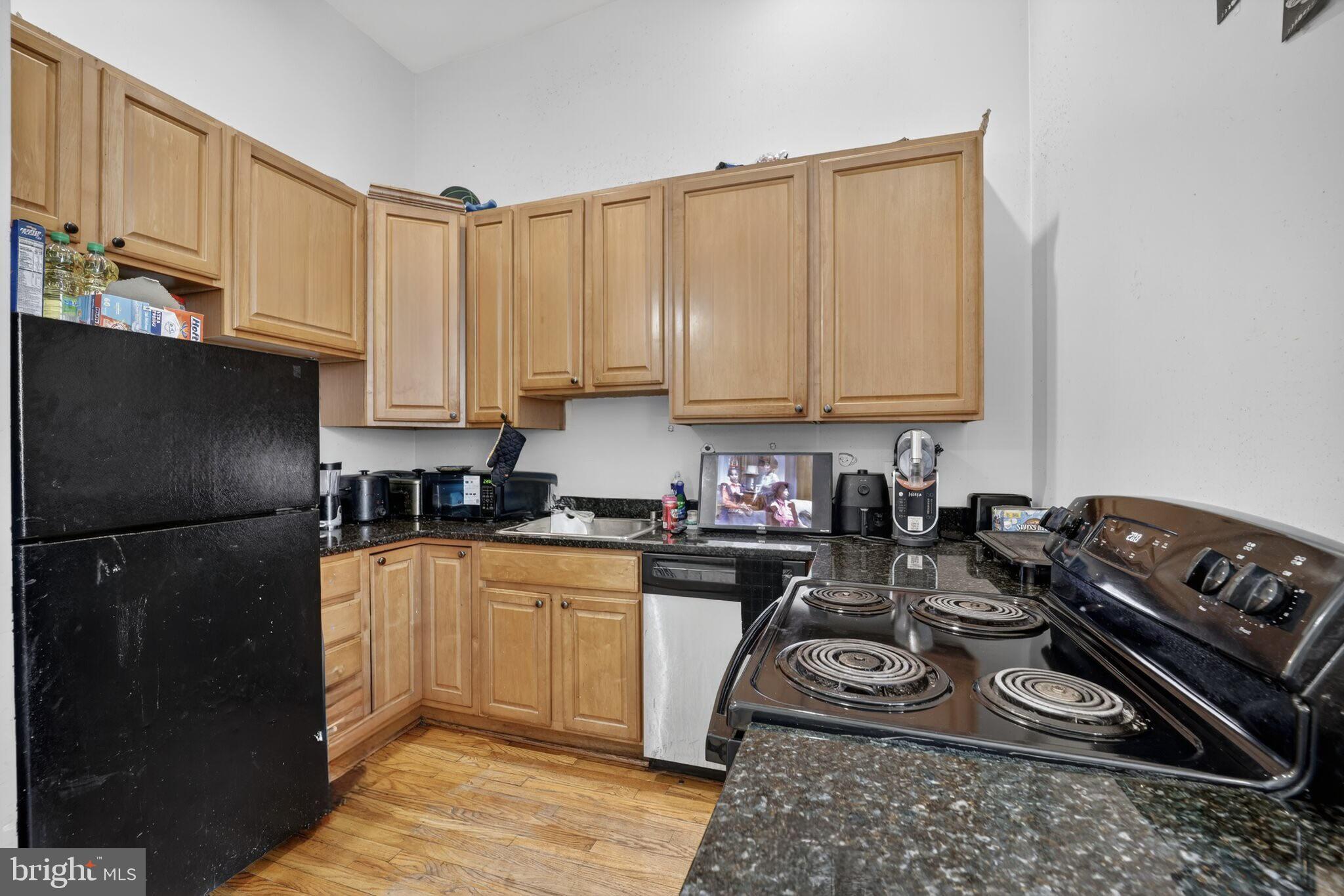 1911 8th Street Northwest Washington, DC 20001 - Photo 8 of 19 kitchen