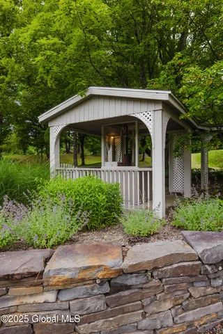 $2,995,000 | 88 Mac Brown Road, Hudson, NY 12534