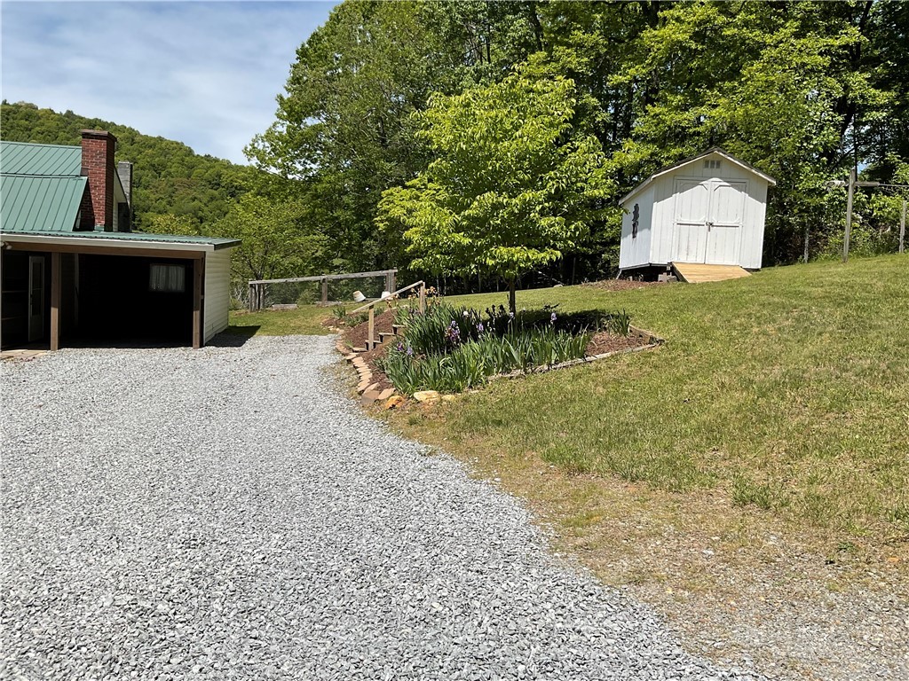 209 Abshers Lane Sparta, NC 28675 - Photo 43 of 46