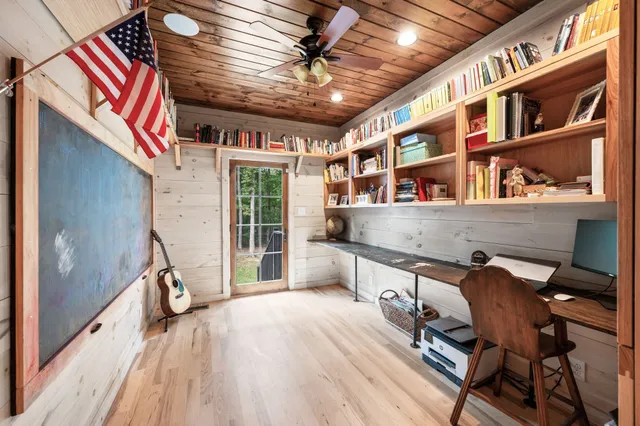 $1,249,000 | 1168 Johnny Hall Road, Burns, TN 37029