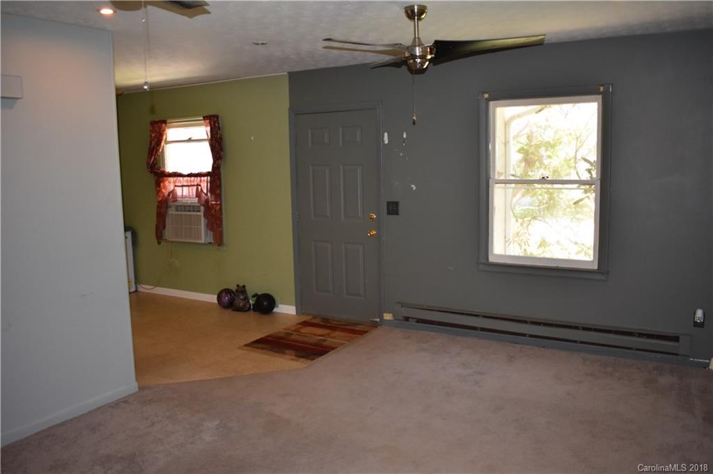 83 Fairhaven Street, Unit 11 Clyde, NC 28721 - Photo 8 of 17 Gallery Image 8