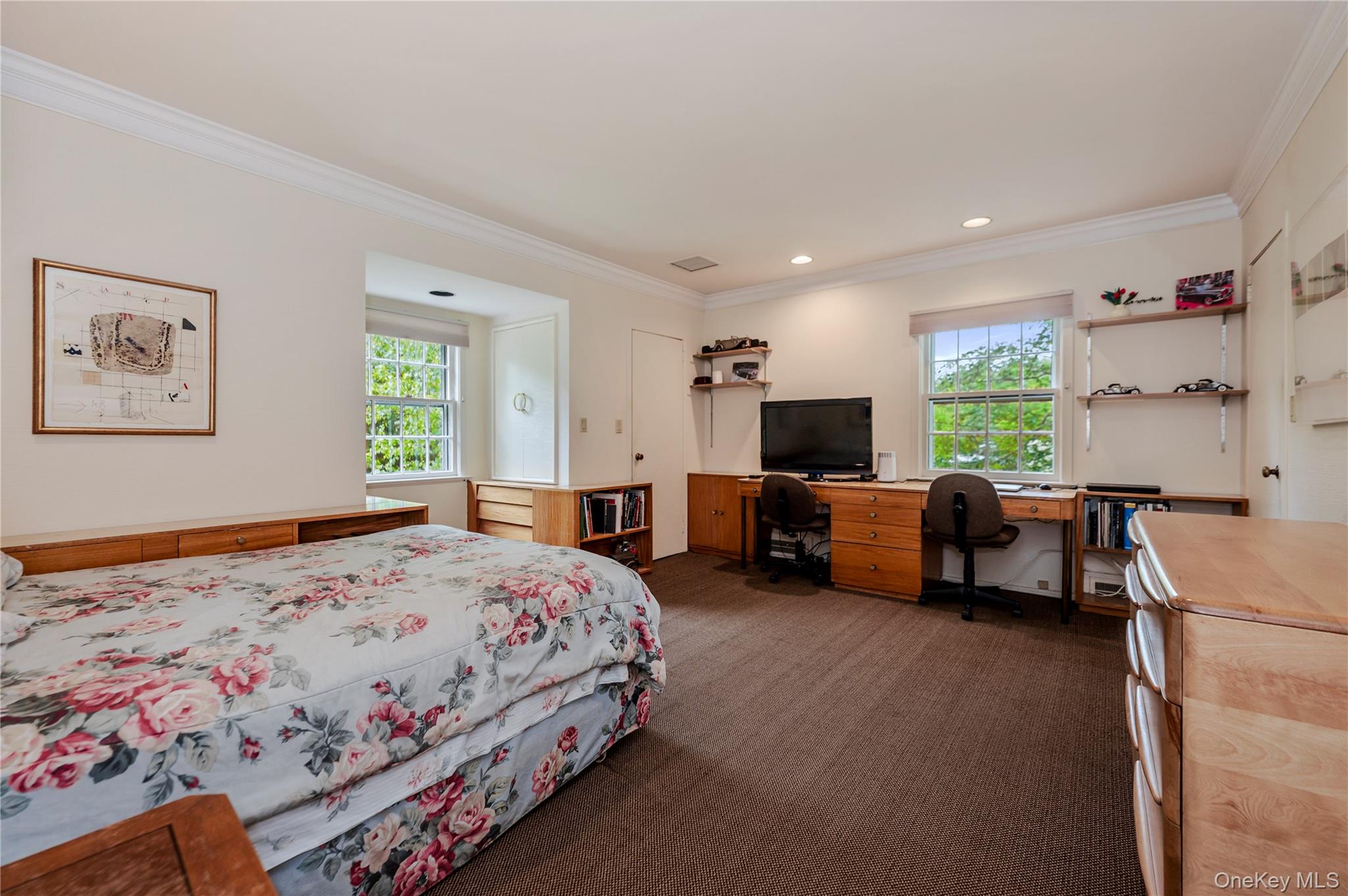 111 Clent Road Great Neck, NY 11021 - Photo 24 of 41 Bedroom