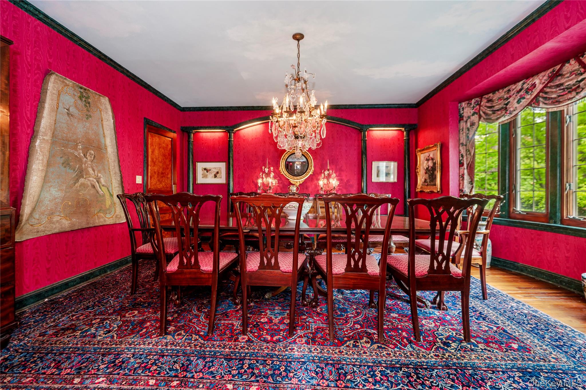 111 Clent Road Great Neck, NY 11021 - Photo 9 of 41 Formal dining room