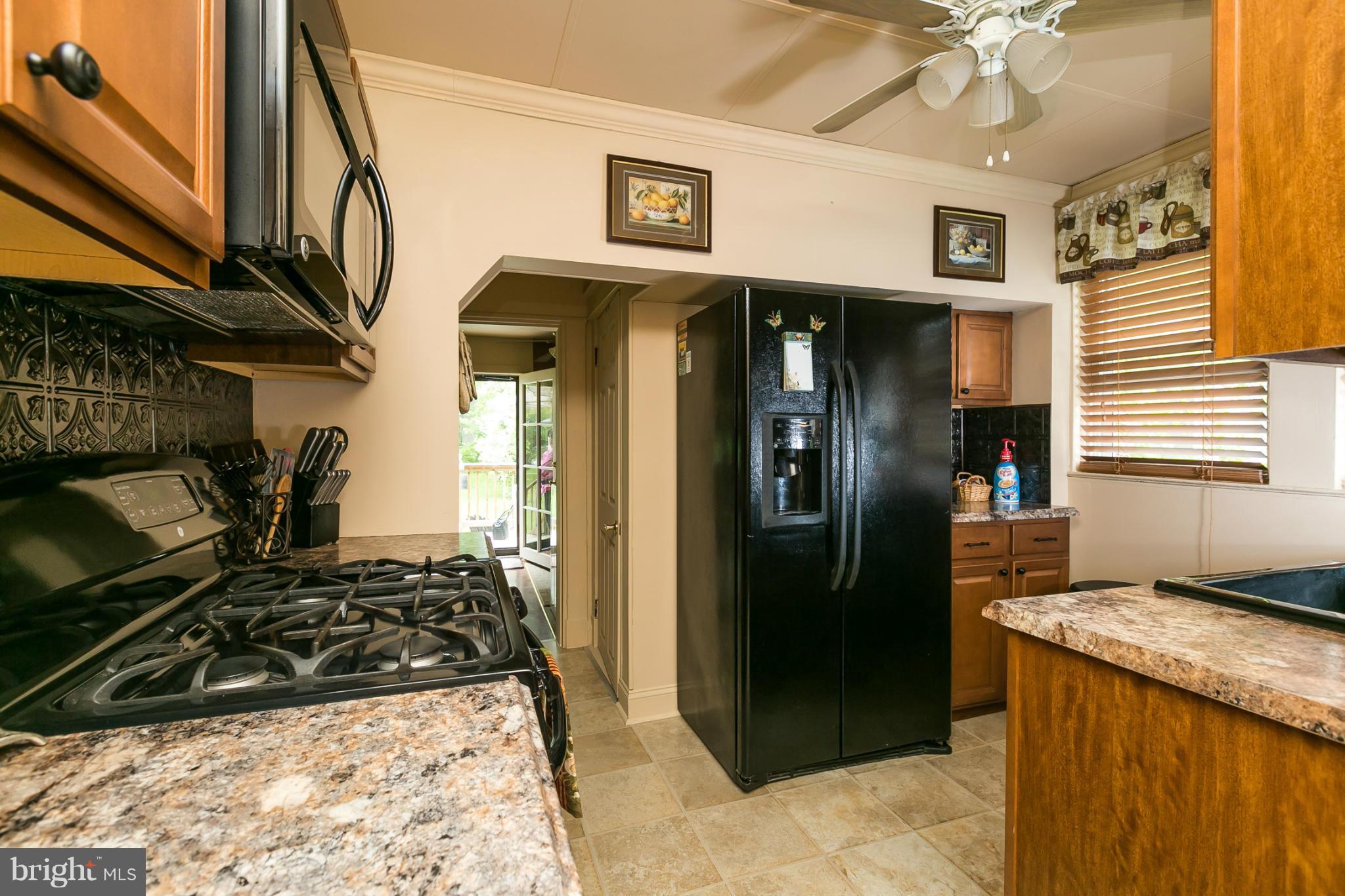 3226 Marnat Road Baltimore, MD 21208 - Photo 8 of 28 Kitchen