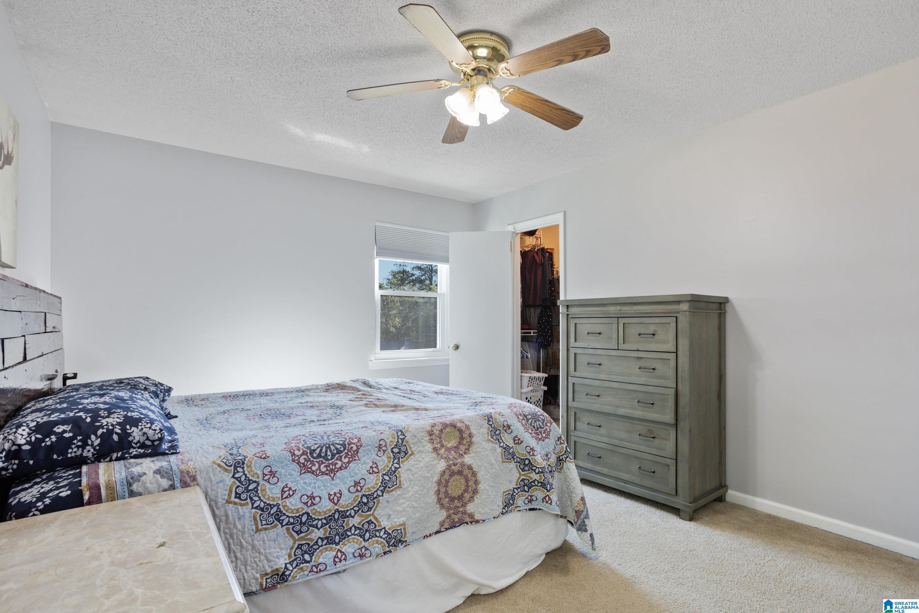 1226 Bennett Circle Alabaster, AL 35007 - Photo 17 of 38