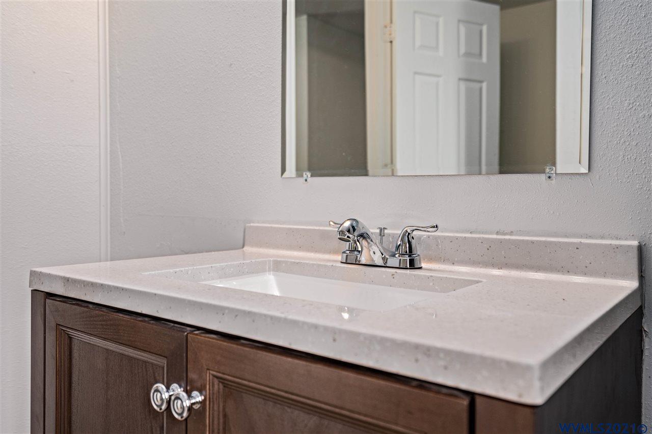 3258 Turner Road Southeast Salem, OR 97302 - Photo 16 of 17 Gallery Image 16