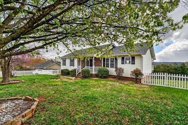 $399,900 | 477 Klondike Circle, Kodak, TN 37764