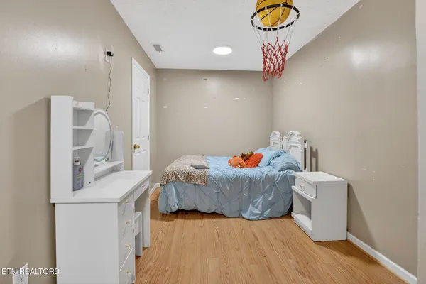 $399,900 | 477 Klondike Circle, Kodak, TN 37764