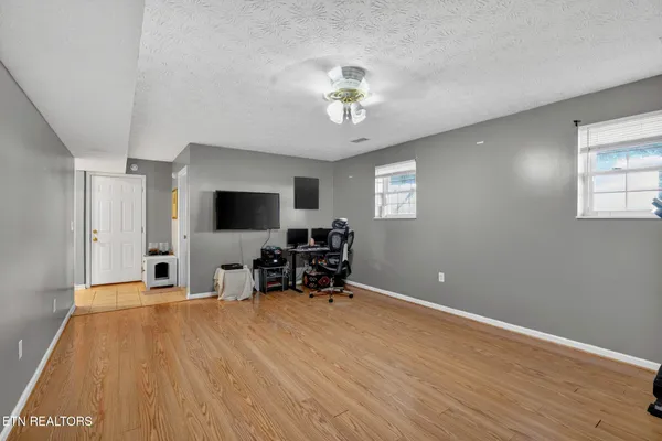 $399,900 | 477 Klondike Circle, Kodak, TN 37764