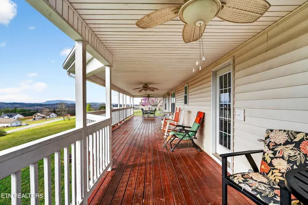 $399,900 | 477 Klondike Circle, Kodak, TN 37764