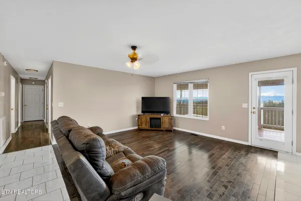 $399,900 | 477 Klondike Circle, Kodak, TN 37764