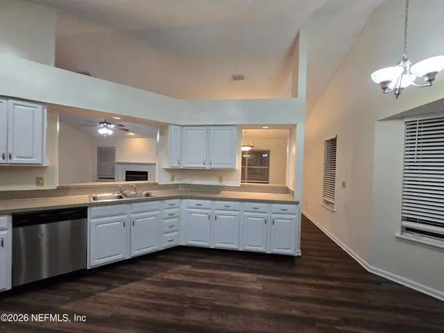 $1,795 | 9150 Camshire Drive, Jacksonville, FL 32244