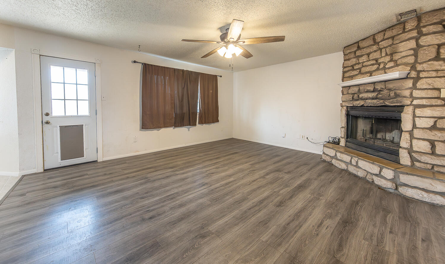 2317 78th Street Lubbock, TX 79423 - Photo 5 of 23 2L9A3857