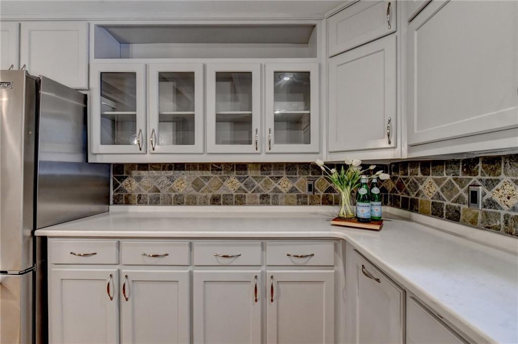 385 5 Acre Road Alpharetta, GA 30004 - Photo 16 of 37