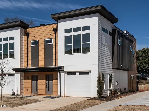 $450,000 | 620 Walnut Hts Drive, Unit 103, Raleigh, NC 27610