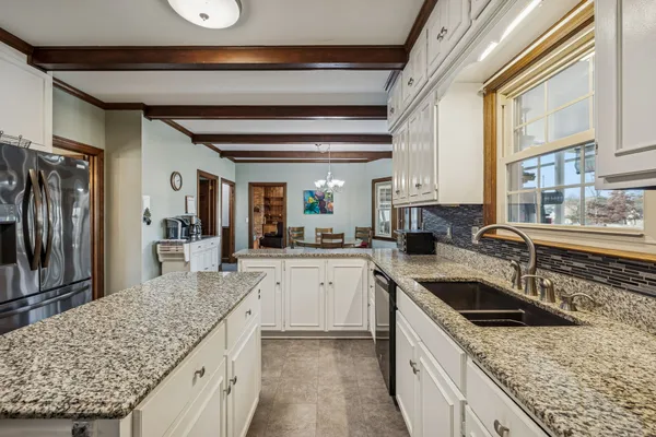 $575,000 | 117 Sam Davis Drive, Springfield, TN 37172