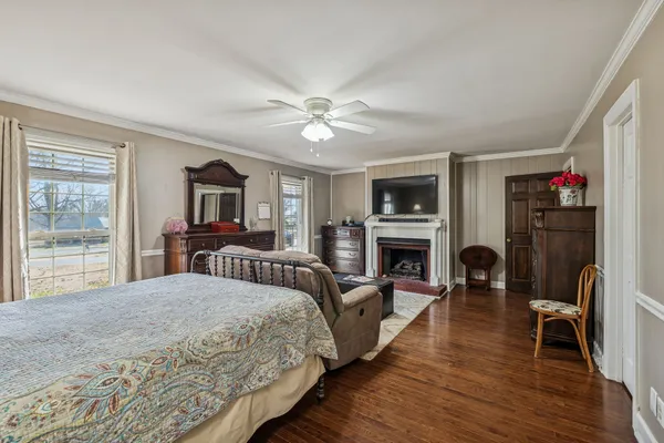 $575,000 | 117 Sam Davis Drive, Springfield, TN 37172