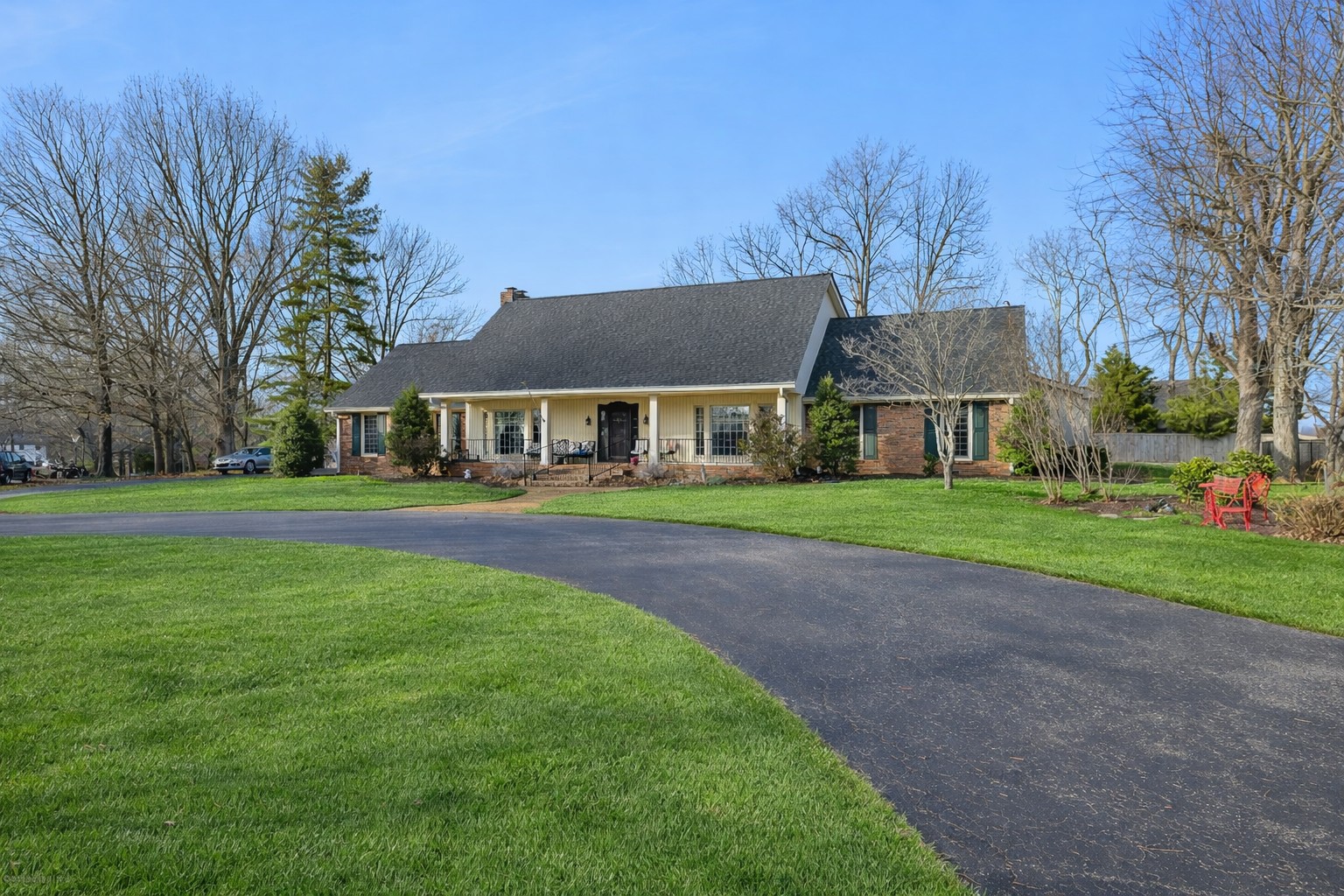 117 Sam Davis Drive Springfield, TN 37172 - Photo 2 of 42