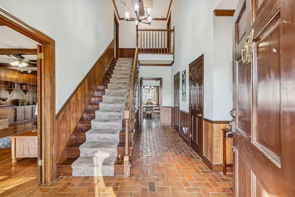 $575,000 | 117 Sam Davis Drive, Springfield, TN 37172