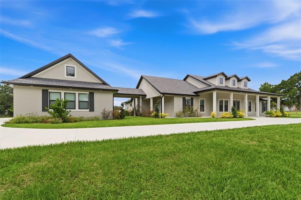 37904 Trilby Road Dade City, FL 33523 - Photo 3 of 85