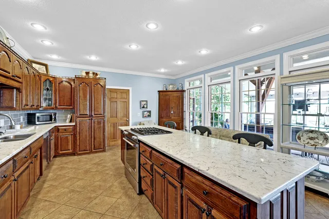 $889,999 | 17 Corvette Lane, Carthage, TN 37030