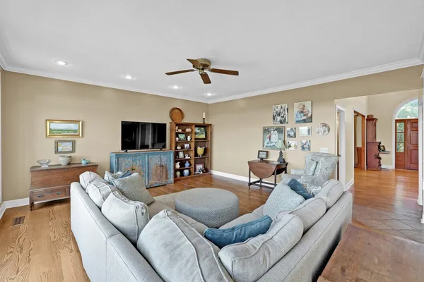 $889,999 | 17 Corvette Lane, Carthage, TN 37030
