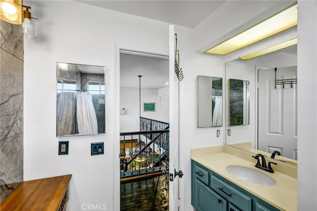 $1,050,000 | 28314 Easton Lane, Santa Clarita, CA 91350