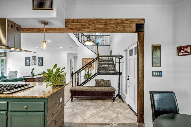 $1,050,000 | 28314 Easton Lane, Santa Clarita, CA 91350