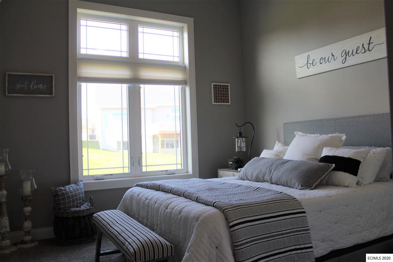 2231 Antler Ridge Drive Dubuque, IA 52002 - Photo 19 of 45 Gallery Image 19