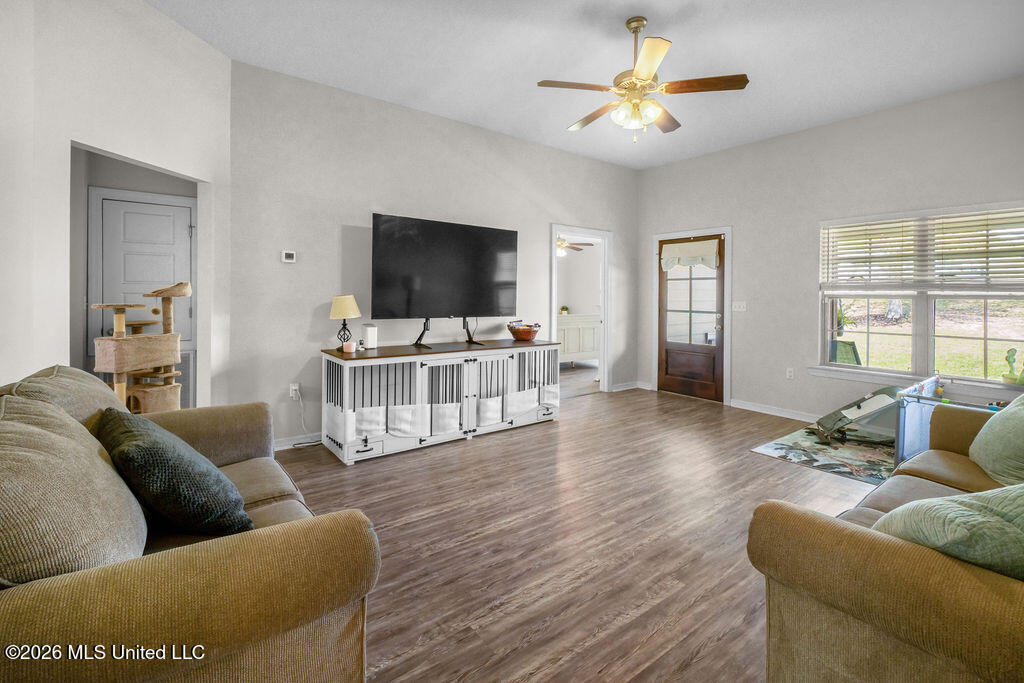 47 Logaras Circle Purvis, MS 39475 - Photo 6 of 20 _DSC7833-HDR(add'limage)